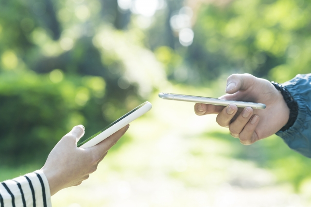 大阪府、LINEを活用した「大阪府道路通報システム」の試行運用を開始[ニュース]
